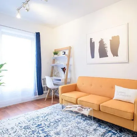 69-5D Winter Getaway Stylish Lower East Side 1Br Apt